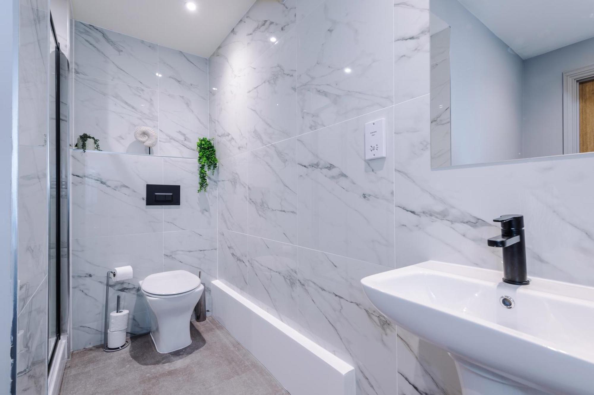 Designer Central Home In Leeds Sleeps 5 Extérieur photo